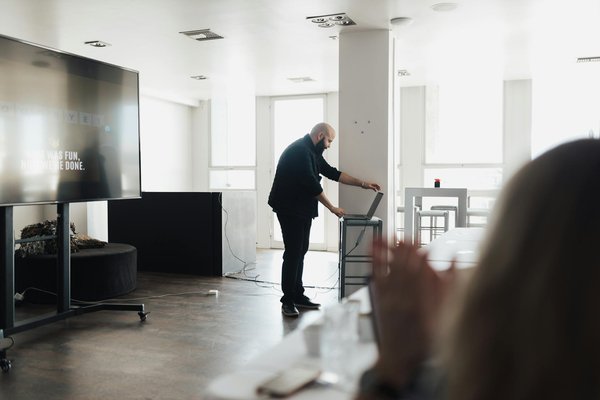 Smart Budgeting Techniques to Enhance Efficiency in Portsmouth's Manufacturing Industry